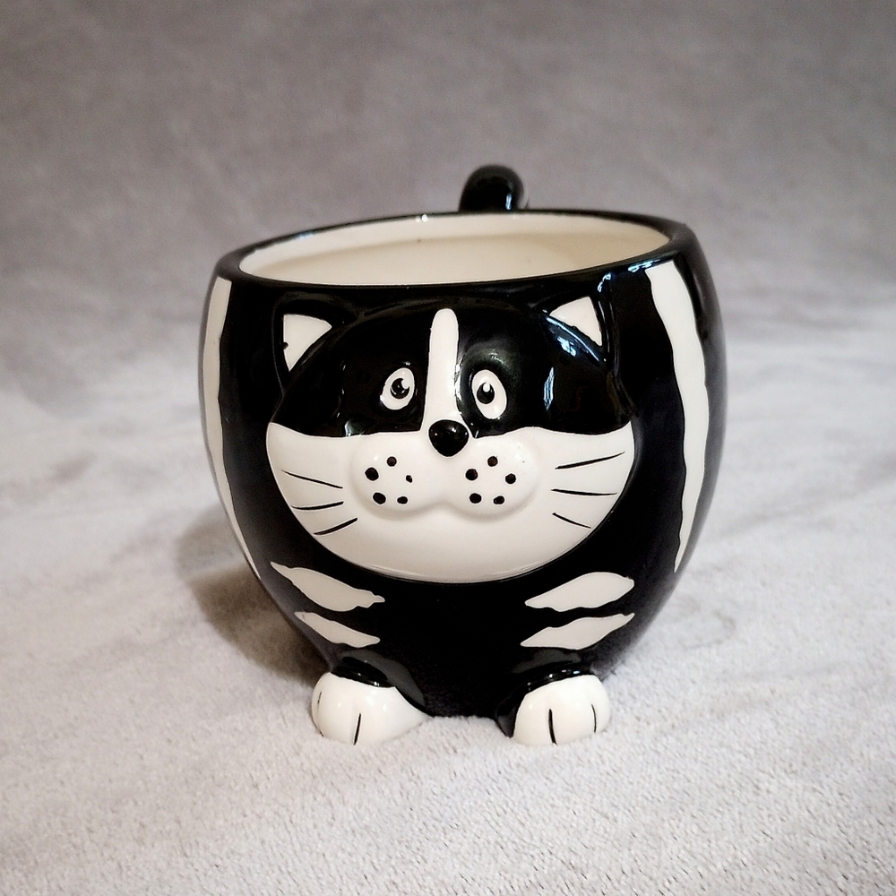 Vintage Pier 1 Hand Painted Kliban Cat Type Mug
